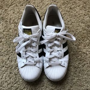 Adidas Superstars size 7.5